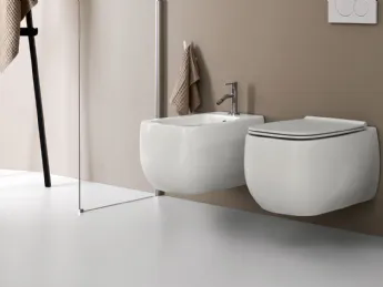 Sanitari Flò sospesi