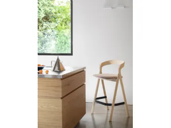Diverge Stool