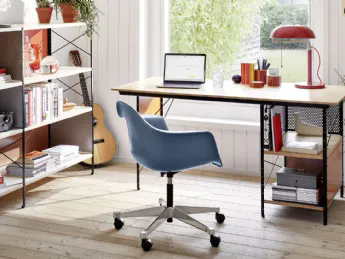Eames Plastic Armchair PACC