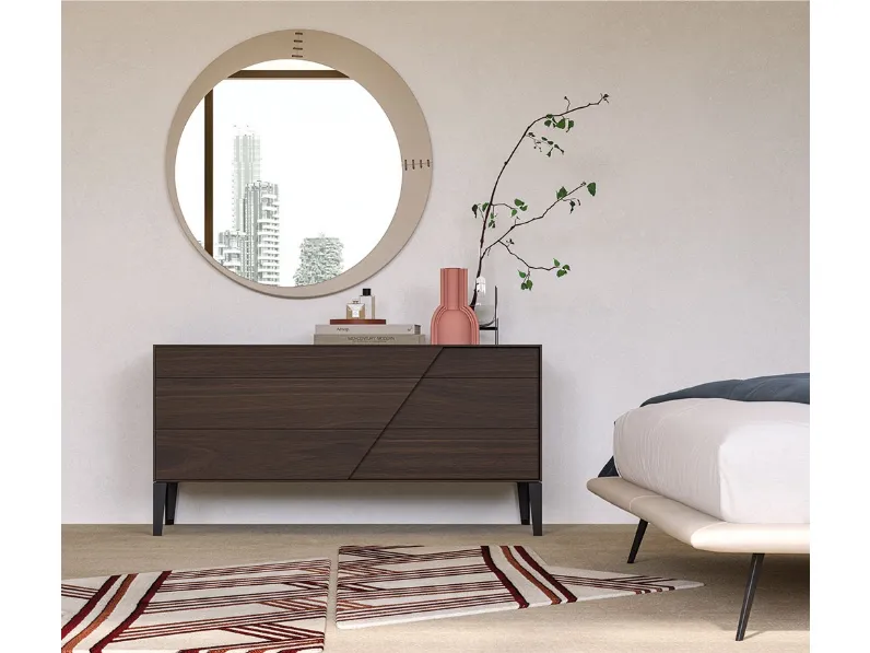 Specchio Abbraccio con cornice in pelle di Alpa Salotti