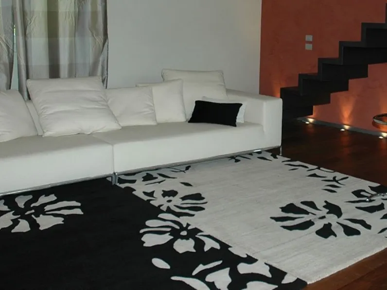 Tappeto floreale realizzato con lane pregiate Accademia 04 di Sartori Rugs