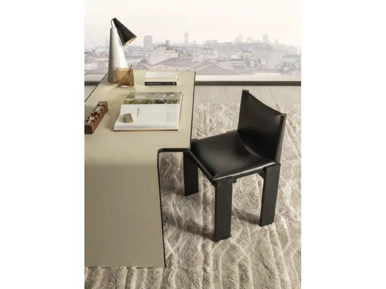 Scrittoio Aria in metallo rivestito in ecopelle di Molteni & C