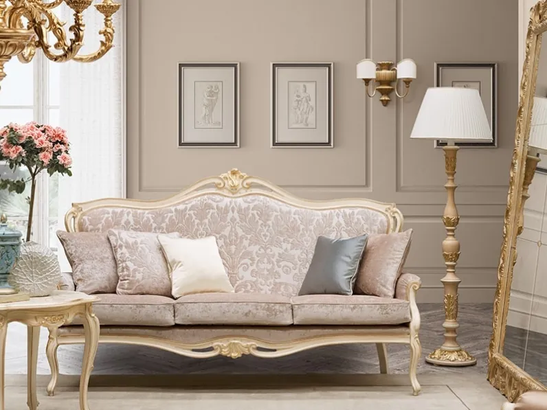 Tavolino classico in legno laccato e intagliato Art 0047 di Vittorio Grifoni