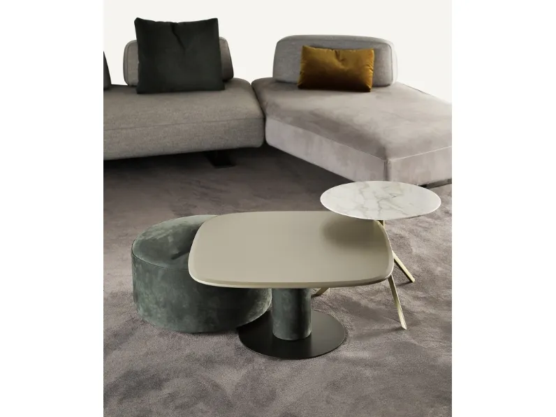 Tavolino Dynamic in laccato o gres di Art Nova