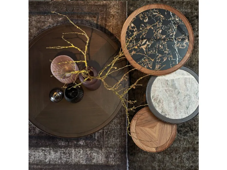 Tavolino Leonardo in Noce massello o Noce massello con inserto in marmo di Arte Brotto