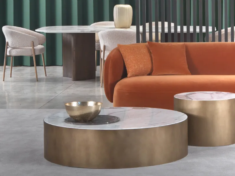 Tavolino rotondo in marmo con base in metallo Arthur di Marelli