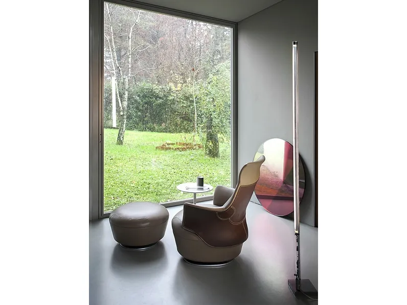 Pouf Assaya di Poltrona Frau