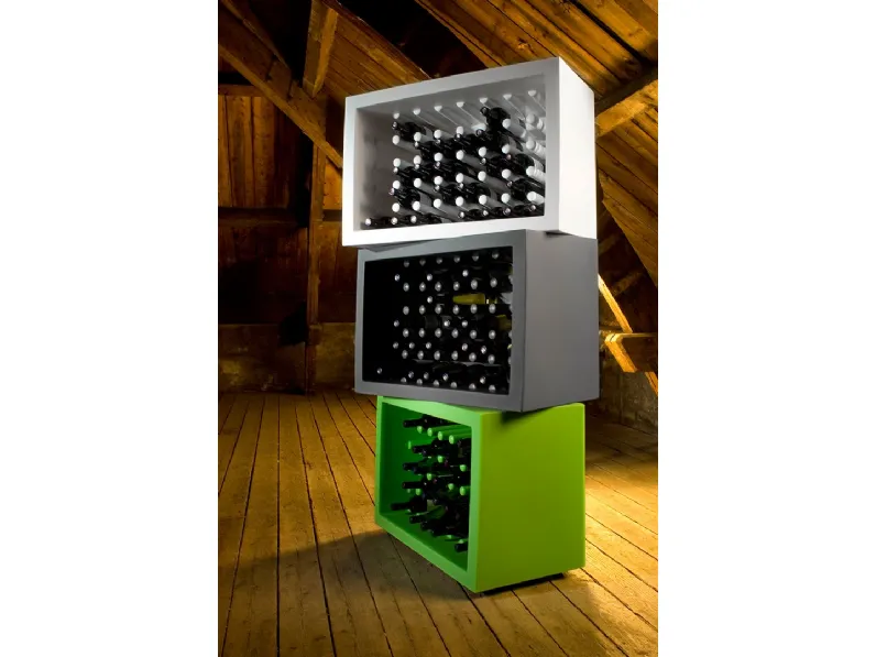 Portabottiglie colorato in polietilene Bachus di Slide