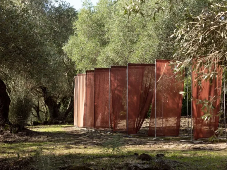 Tenda Benu Earth di Larsen