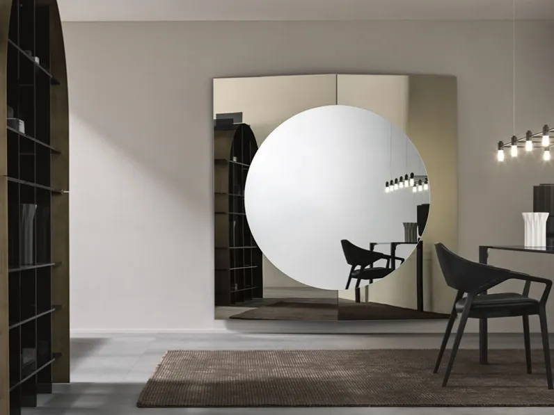 Specchio da parete con struttura in legno formata da due pannelli a specchio Central di Tonelli