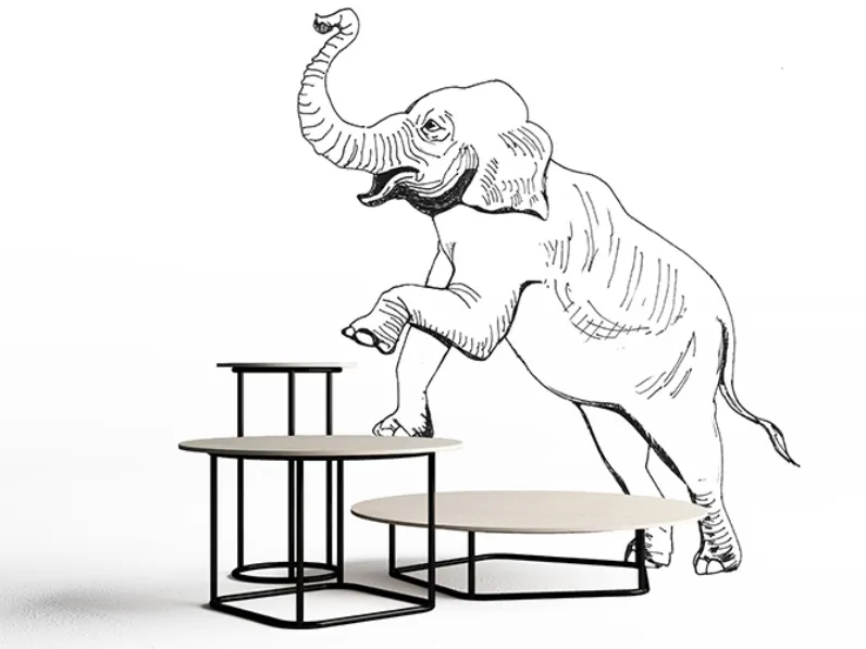 Tavolini con top in cemento bianco Circus di Minotti Italia