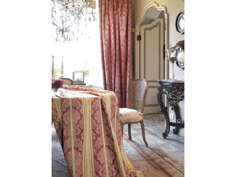 Tenda damascata Classici bordeaux e oro di Acro Texture