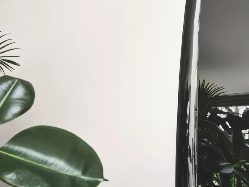 Specchio con cornice in vetro Colette di Calligaris