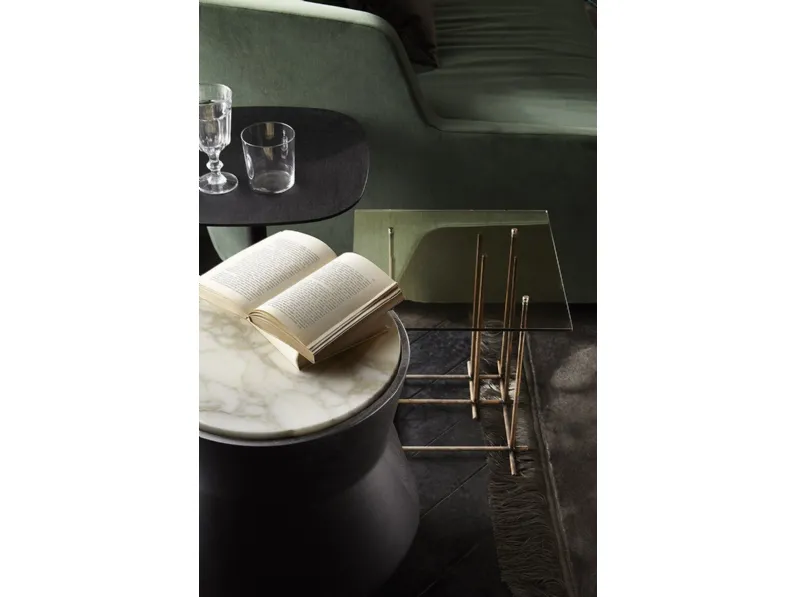 Tavolino Dama con paino in marmo e struttura in legno massello di Gallotti&Radice
