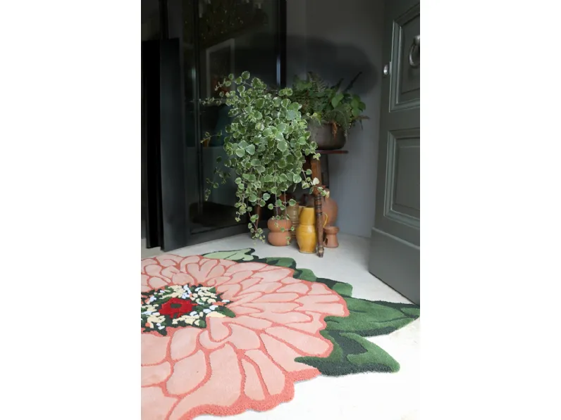 Tappeto Doktor Zinn Flower di Carpet Edition