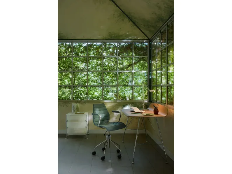 Scrittoio Earl of Wood di Kartell