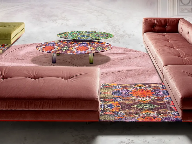 Tavolini ovali con top in MDF decorato con pattern e gambe in plexiglass Eden di Signorini&Coco