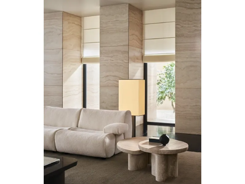 Tavolini Ernest in marmo travertino di Poliform