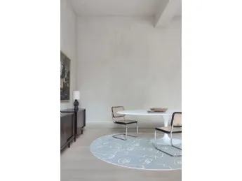 Il tappeto Faces di Ligne Pure unisce design contemporaneo e comfort per arricchire ogni ambiente.