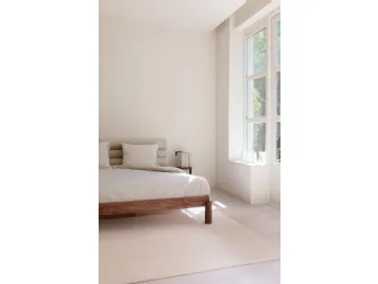 Il tappeto Fade di Ligne Pure è un'opera d'arredo che trasforma gli spazi con eleganza e design cont
