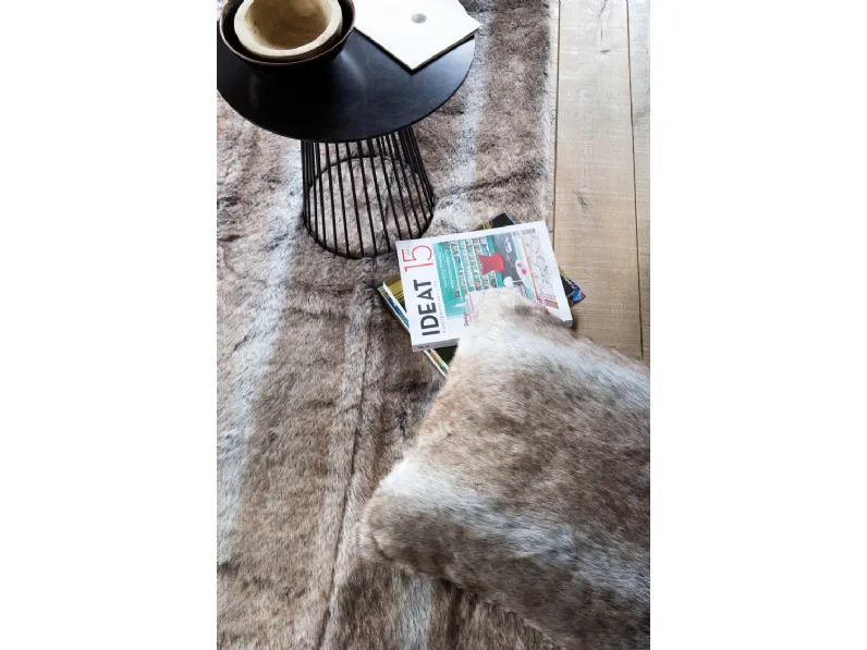 Tappeto Feel in pelliccia sintetica di Ligne Pure