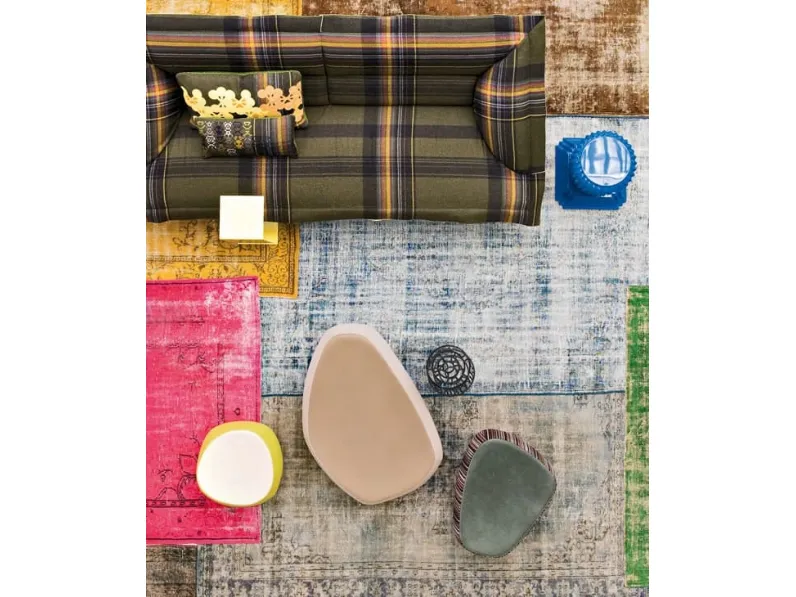 Pouf in tessuto dal design che ricorda una conchiglia in tre forme e dimensioni differenti Fjord di Moroso