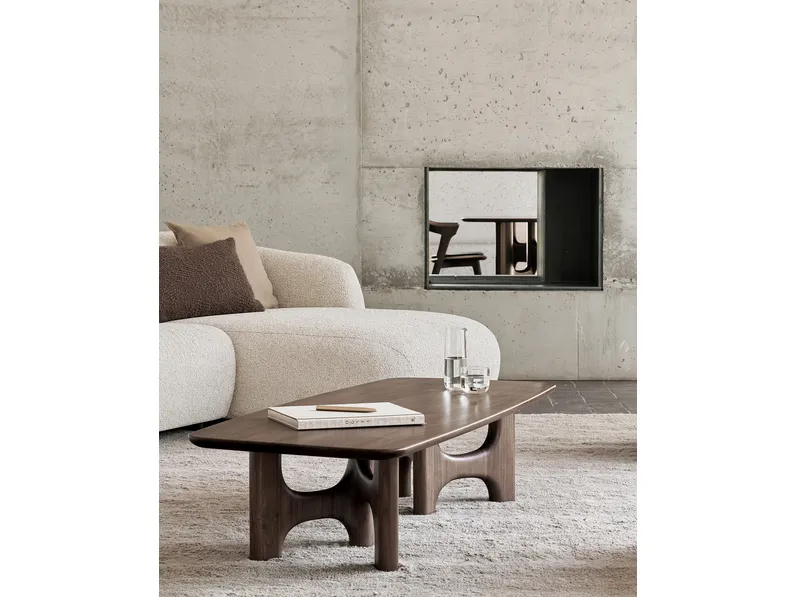 Tavolino Flow in teak di Ethnicraft