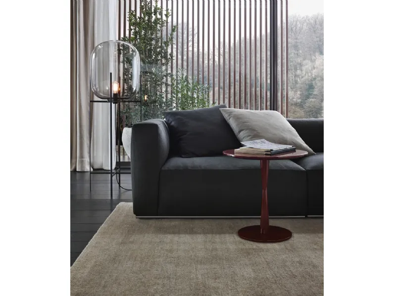 Tavolino rotondo Flute in laccato opaco granata di Poliform