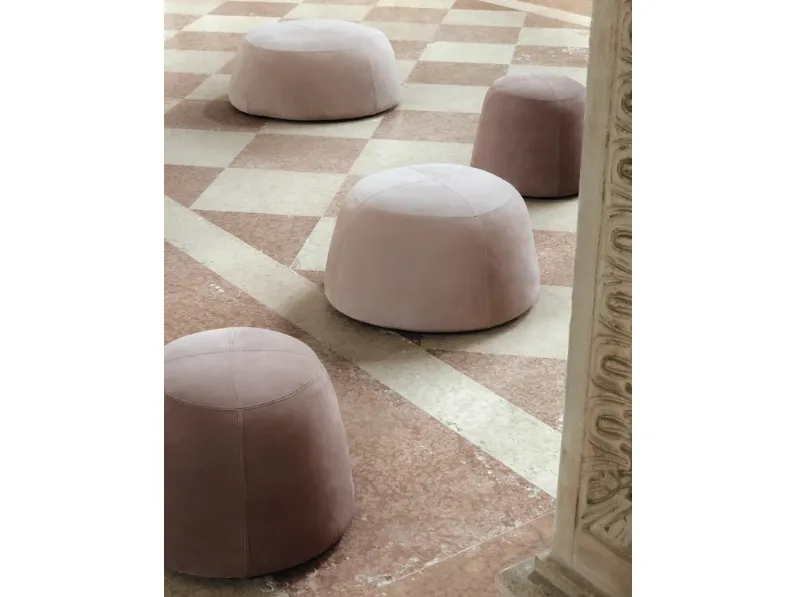 Pouf in pelle Fuji di MDF Italia