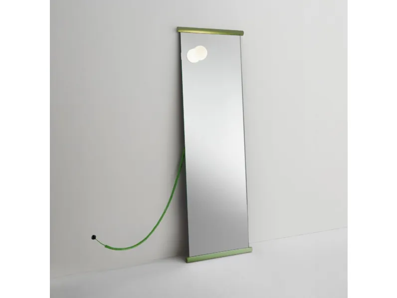 Specchio Ecco con lampada dimmerabile di Glas Italia