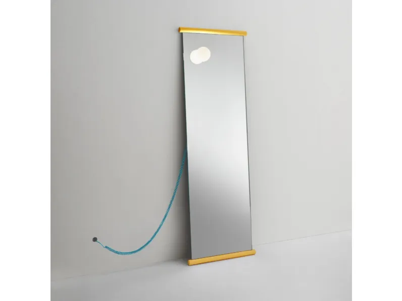 Specchio Ecco con lampada dimmerabile di Glas Italia
