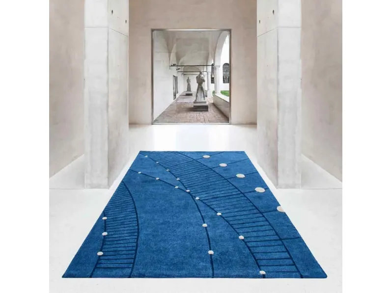 Tappeto blu con linee e piccoli cerchi chiari Hand Tufted 05 di Cigierre