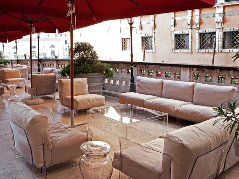 Tavolino Invisible di Kartell