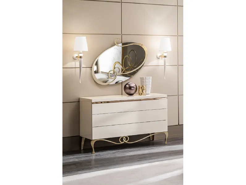 Specchio classico ovale con cornice in ferro battuto e decorato J'Adore di Cantori