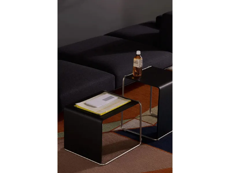 Tavolini Ueno in legno laccato di LaPalma