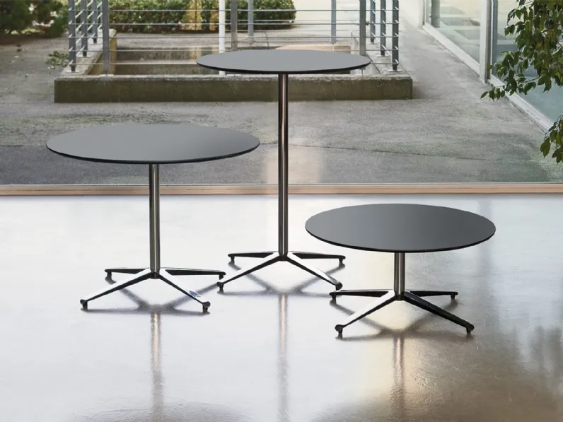 Tavolino Loto in MDF e metallo di Nahu