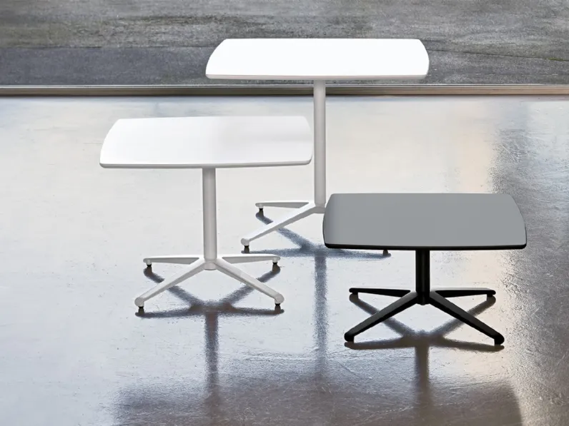 Tavolino Loto in MDF e metallo di Nahu