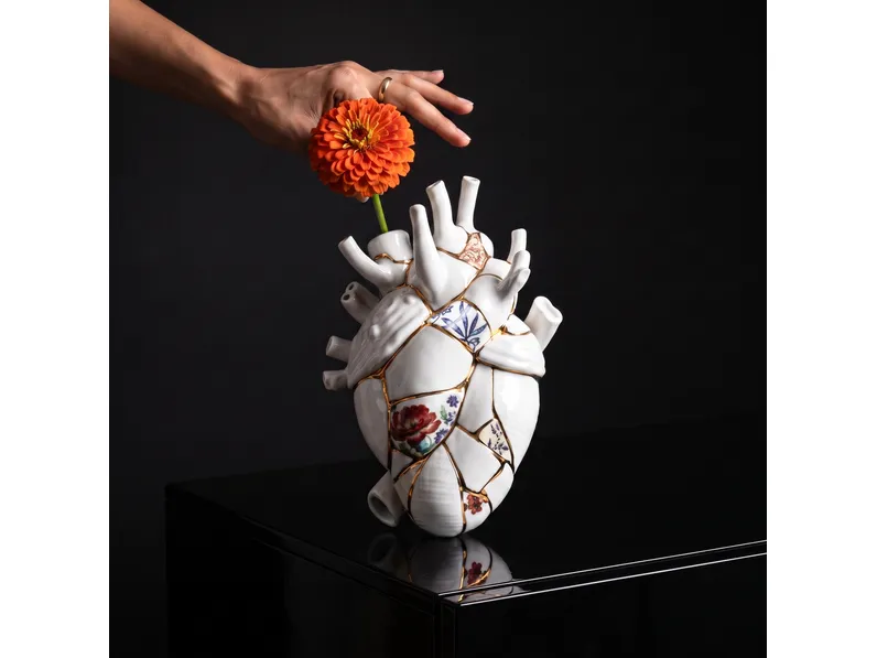 Vaso Love in Bloom Kintsugi di Seletti