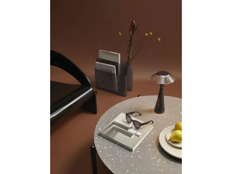 Contenitore portariviste Magazine Rack di Kartell