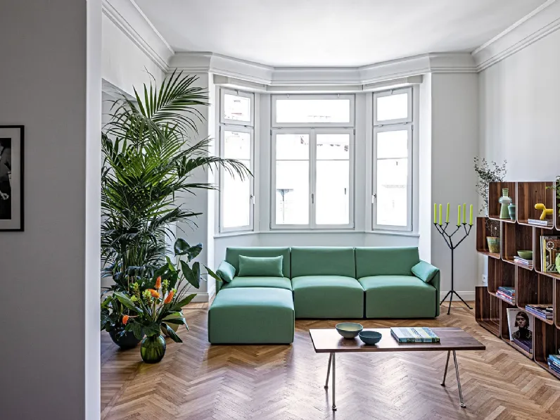 Tavolino con top in Faggio e struttura in ferro Officina Low Table di Magis