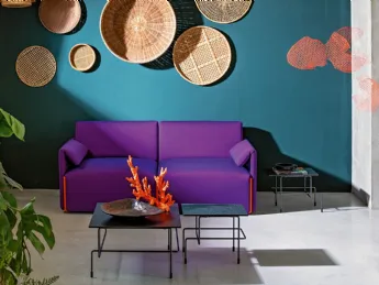 Il tavolino Traffic di Magis unisce design contemporaneo e versatilità grazie alla sua struttura in 