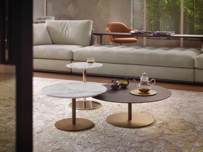 Tavolini rotondi in marmo Break di Marelli