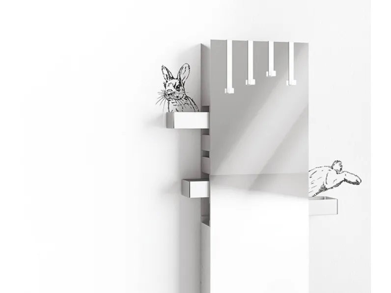 Specchio appendiabiti e contenitore Betty di Minotti Italia