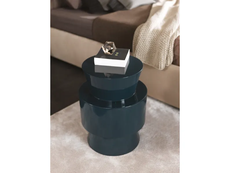 Tavolino di design in massello di tiglio laccato lucido Moai di Misuraemme