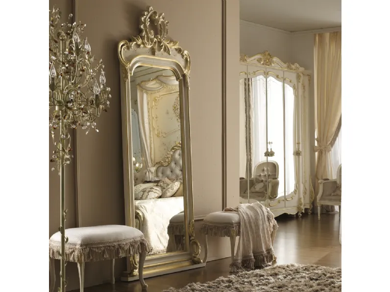 Specchiera classica in legno laccato Monnalisa di Ghezzani