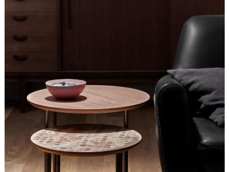 Tavolini rotondi Multi Moon in finitura Misty Rose di MOS-Design