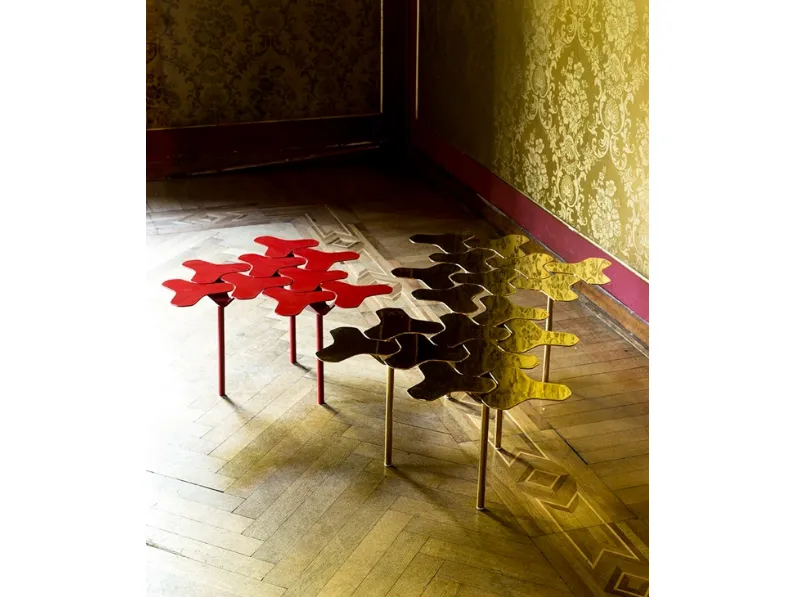 Tavolino di design in lamiera di acciaio Nanook di Moroso