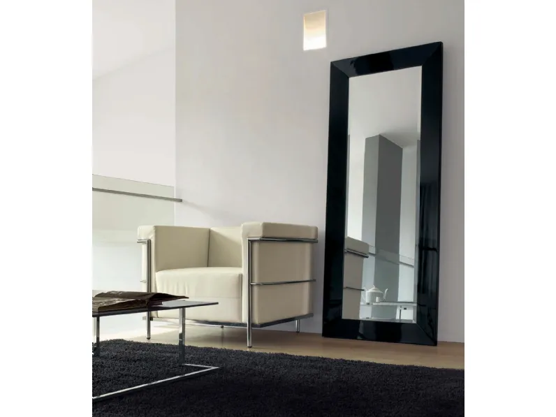 Specchiera in legno massello laccato nero lucido Narciso di Primula