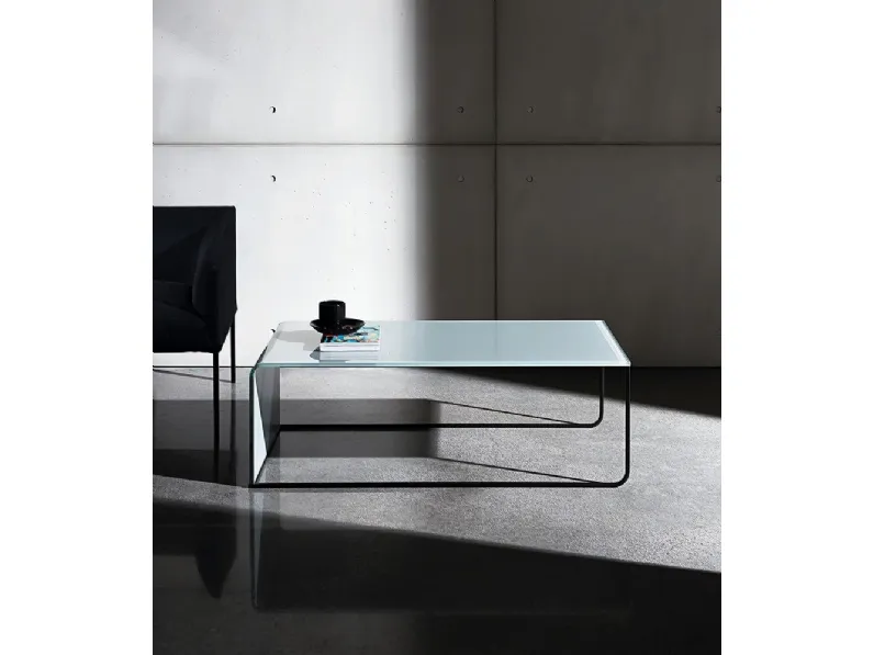 Tavolini Nido in vetro curvato con struttura in metallo di Sovet