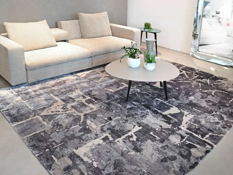 Tappeto pregiato dal design astratto Nika 01 di Sartori Rugs